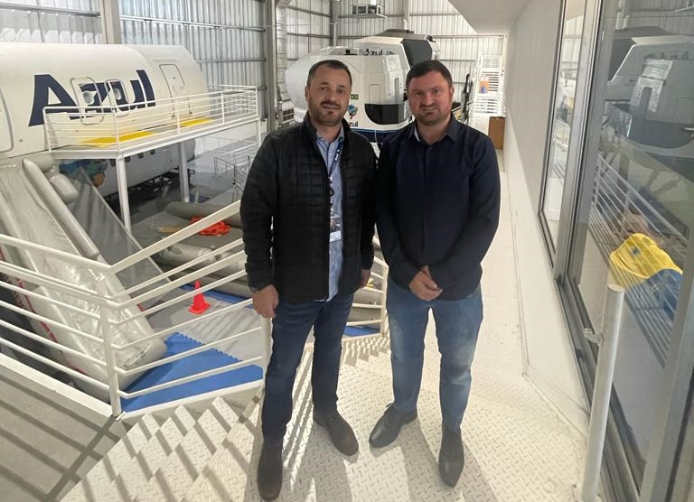 Divelog conhece estrutura da Azul em São Paulo